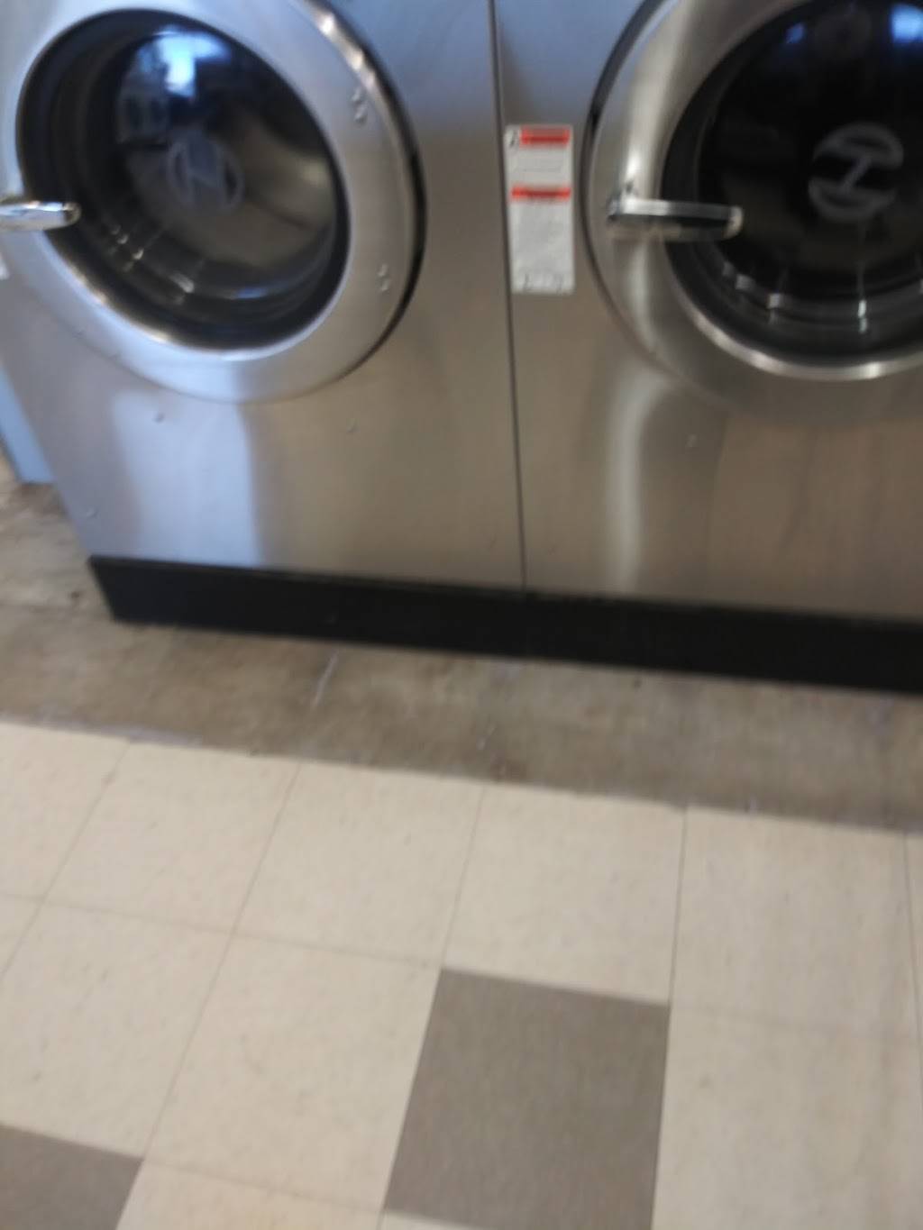 Mr.Bubbles Laundromat in 4751 N Virginia St, Reno, NV 89506, USA