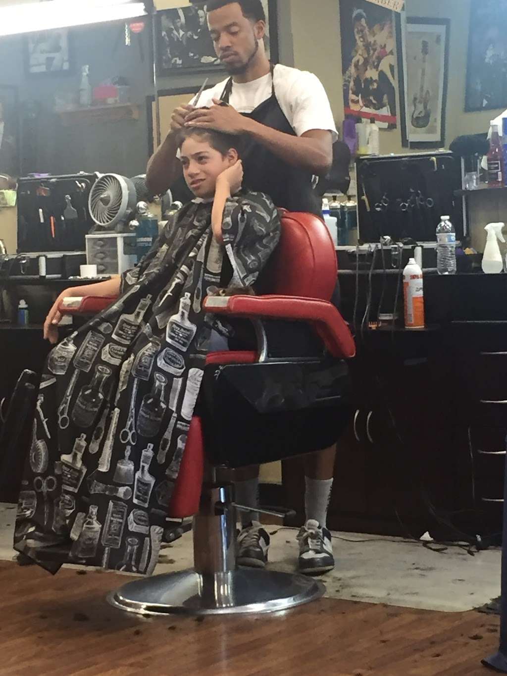 Big Tyme Barber Shop | 10759 Magnolia Ave, Riverside, CA 92505, USA | Phone: (951) 689-3770