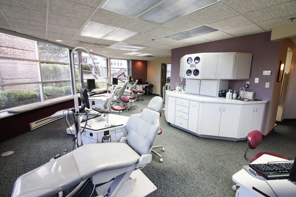 Moles & Ferri Orthodontic Specialists - Milwaukee Orthodontist O | 8555 W Forest Home Ave, Milwaukee, WI 53228 | Phone: (414) 529-4044