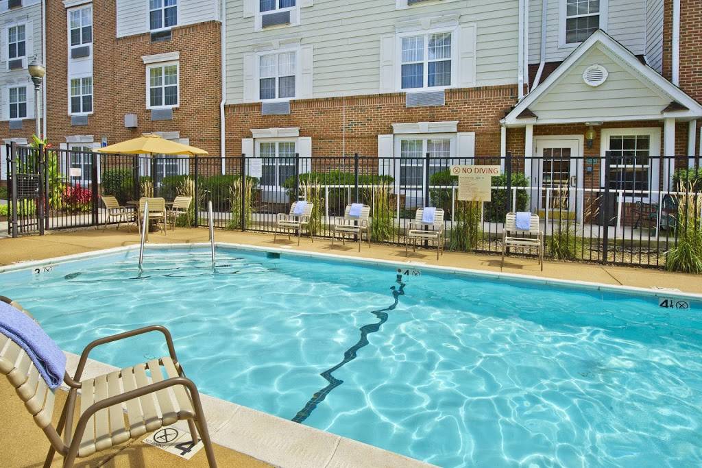 TownePlace Suites by Marriott Falls Church | 205 Hillwood Ave, Falls Church, VA 22046, USA | Phone: (703) 237-6172