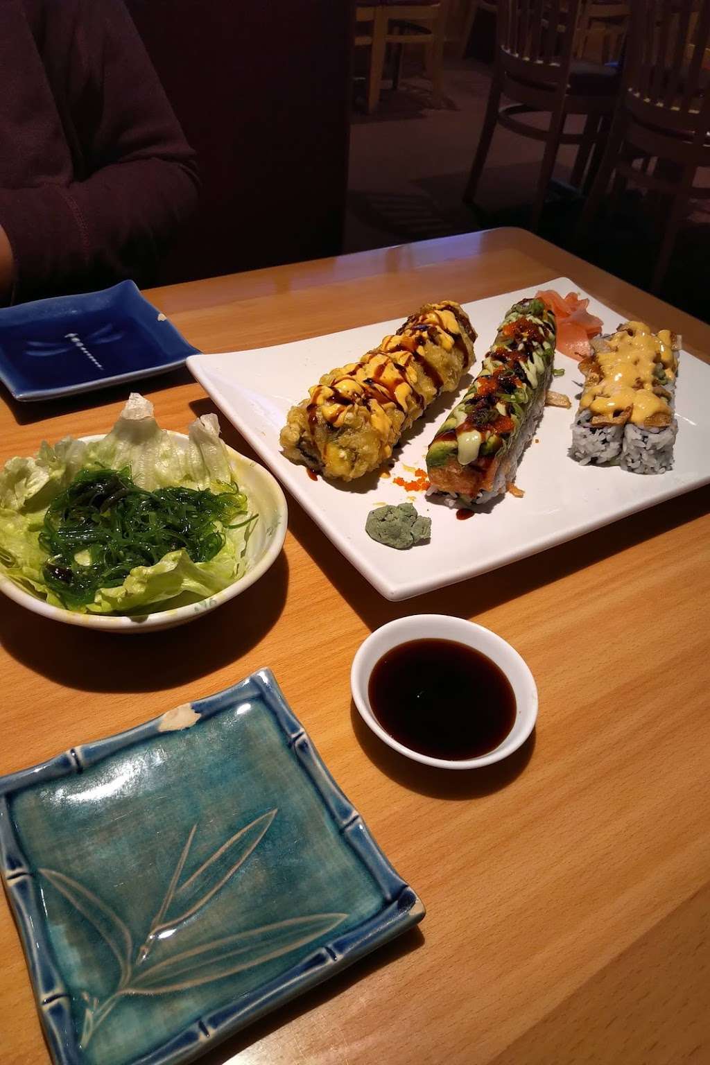 Yo Shi | 2040, 1823, Geneva St F, Delavan, WI 53115, USA | Phone: (262) 740-2223