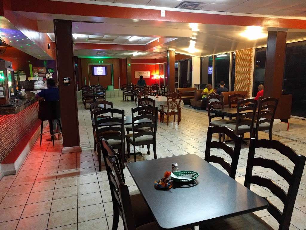 Unique African Cuisine | 6101 Wilcrest Dr, Houston, TX 77072 | Phone: (281) 575-1665