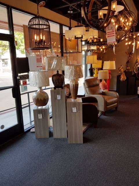 Lamps Plus | 1376 W 7th St, Upland, CA 91786, USA | Phone: (909) 982-1967