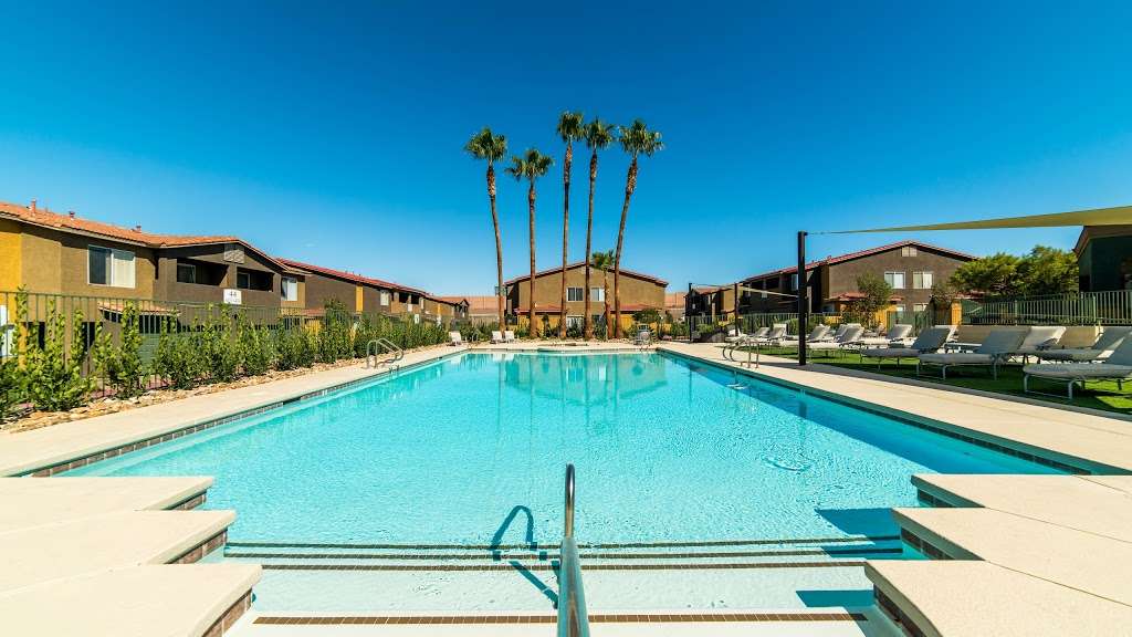 The Townhomes at Horizon Ridge | 540 W Horizon Ridge Pkwy, Henderson, NV 89012 | Phone: (702) 568-9510