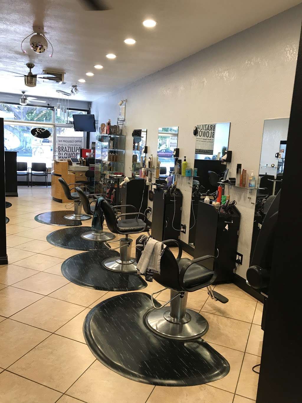 hair studio salon | 5605 South St, Lakewood, CA 90713 | Phone: (562) 461-0346