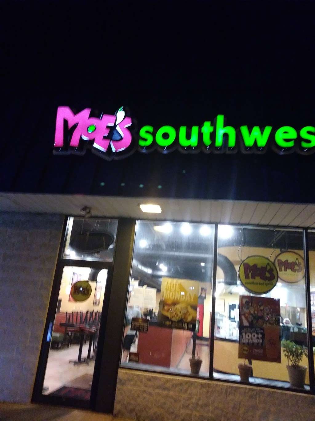 Moes Southwest Grill | 1692 Clements Bridge Rd, Deptford Township, NJ 08096, USA | Phone: (856) 845-4200