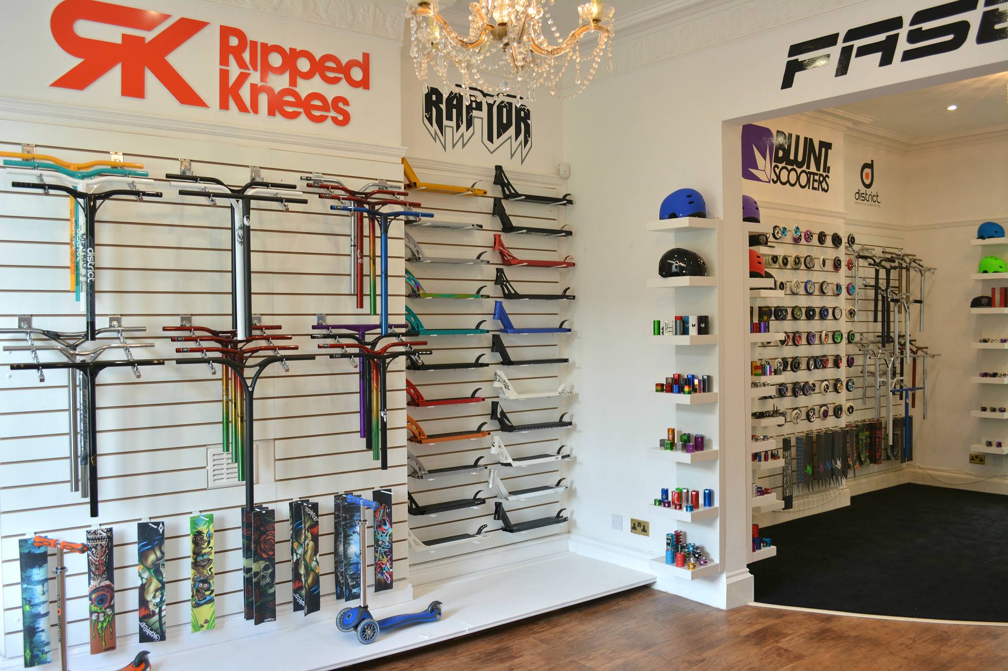 Ripped Knees | 6 St Marys Pl, Newcastle upon Tyne NE1 7PG, United Kingdom | Phone: +44 191 260 2534