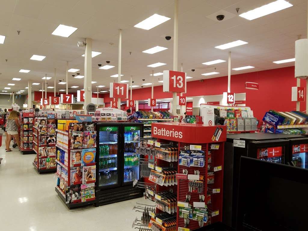 Target | 4390 Montgomery Rd, Ellicott City, MD 21043, USA | Phone: (410) 203-1700