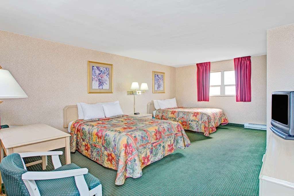Days Inn by Wyndham Arlington/Washington DC | 2201 Arlington Blvd, Arlington, VA 22201, USA | Phone: (703) 525-0300