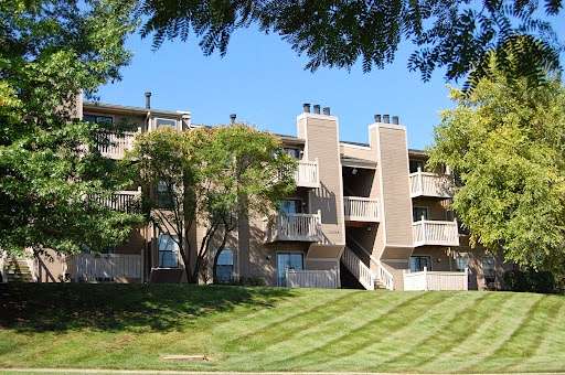 The Retreat at Woodridge Apartments | 13245 W 87th Terrace, Lenexa, KS 66215 | Phone: (844) 582-3175