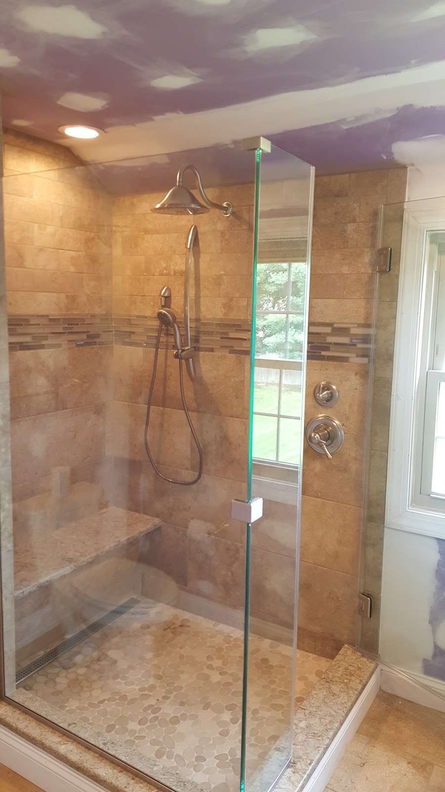 Shower Glass NJ | 268 Giles Rd, Bridgeton, NJ 08302, USA | Phone: (609) 579-8440