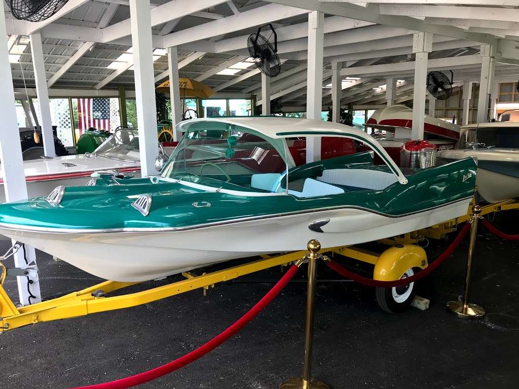 Volo Auto Museum | 27582 Volo Village Rd, Volo, IL 60073, USA | Phone: (815) 385-3644