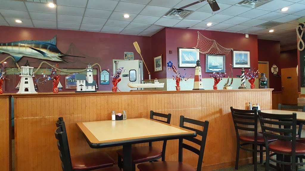 Captain Petes | 1855 N Aspen St, Lincolnton, NC 28092, USA | Phone: (704) 240-8006