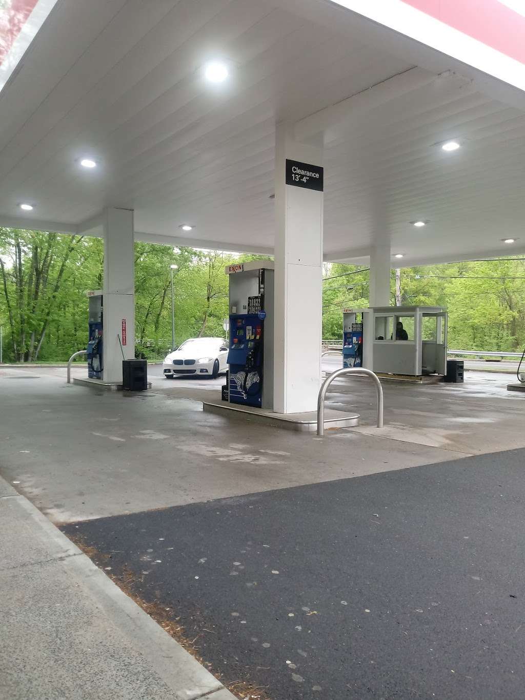 Exxon | 305 King George Rd, Basking Ridge, NJ 07920 | Phone: (908) 647-9710