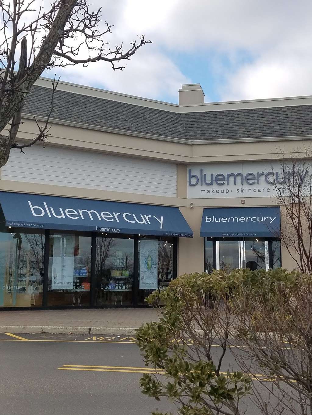 Bluemercury | 391 Chestnut Ridge Rd, Woodcliff Lake, NJ 07677, USA | Phone: (201) 930-9500