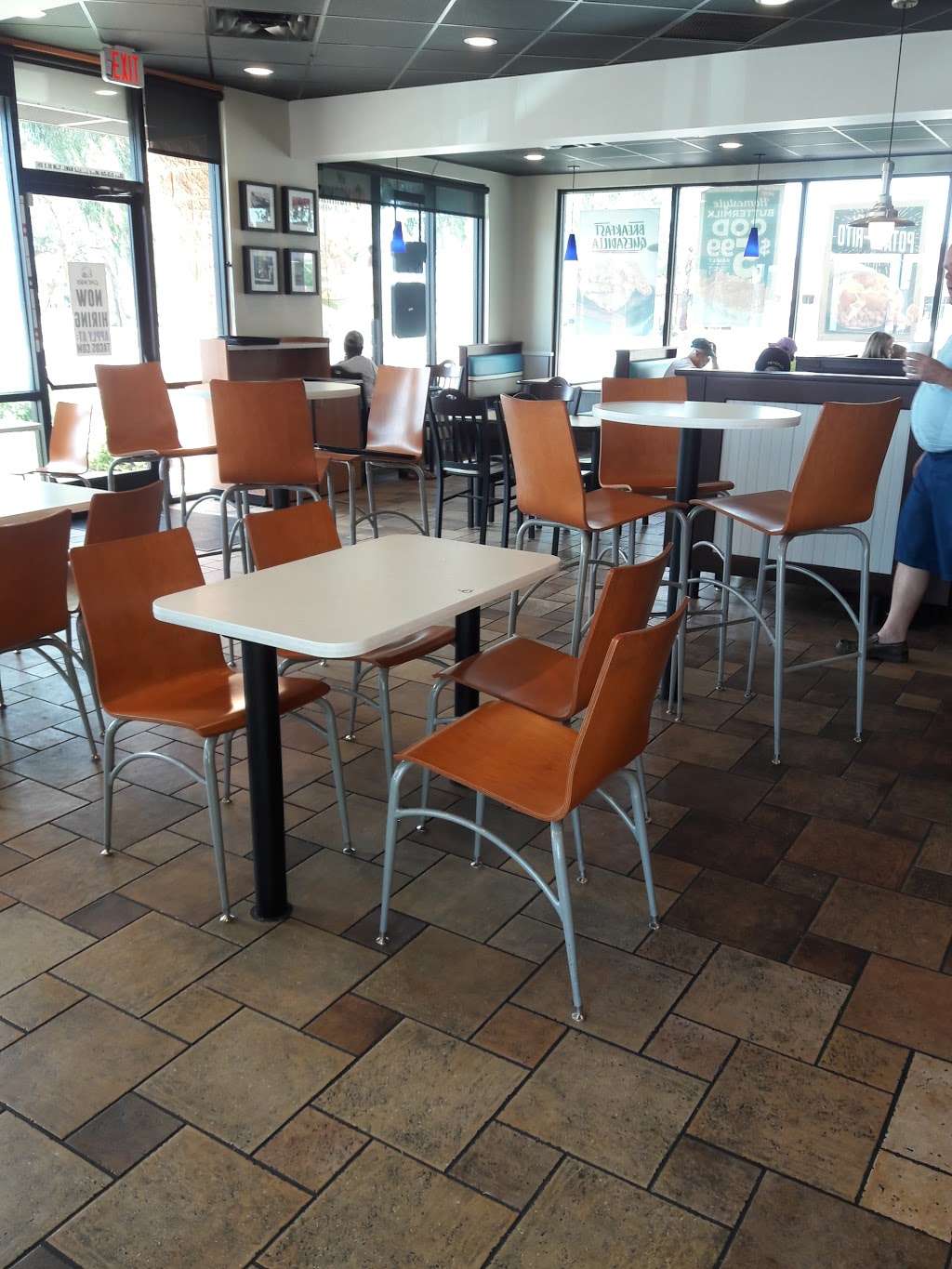 Long John Silvers | 5705 W Bell Rd, Glendale, AZ 85308, USA | Phone: (602) 547-0209