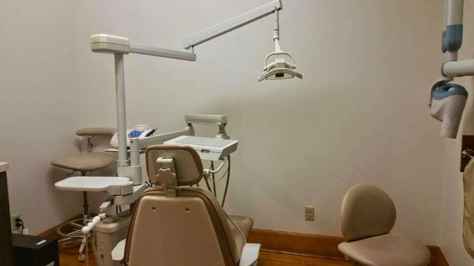 Onarga Family Smiles, E. David Noh DMD | 109 N Chestnut St # 4, Onarga, IL 60955, USA | Phone: (815) 268-0033