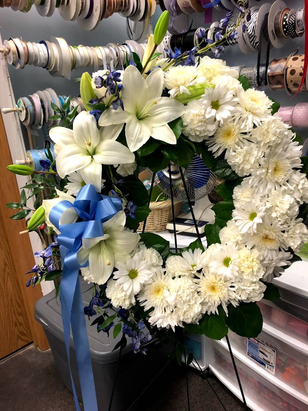 Infinity Floral | 227 Central Ave, Osseo, MN 55369, USA | Phone: (763) 208-4634