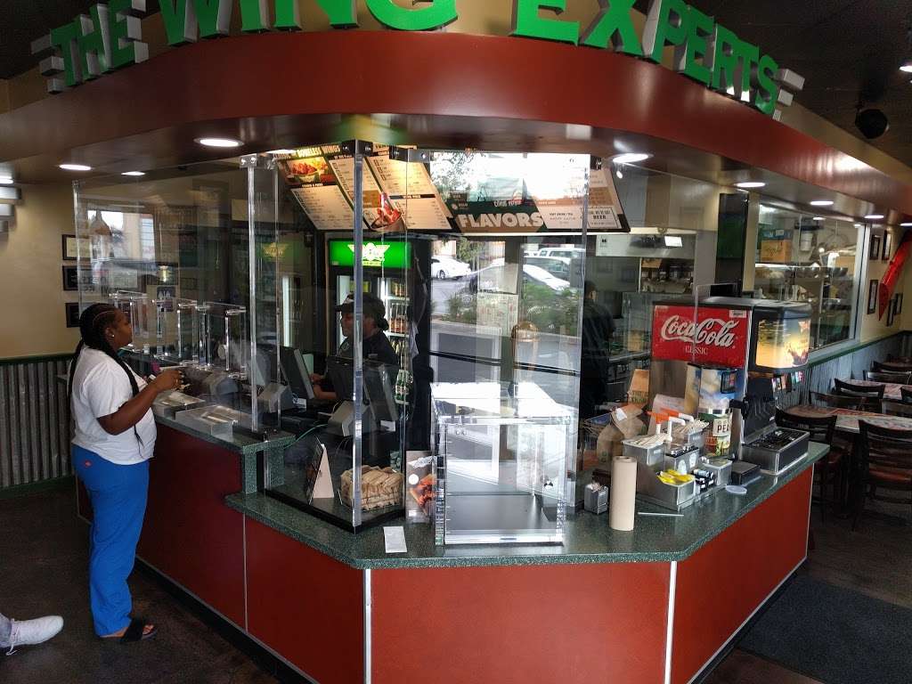 Wingstop | 2215 W Rosecrans Ave Ste 14-A, Compton, CA 90222, USA | Phone: (310) 763-3552