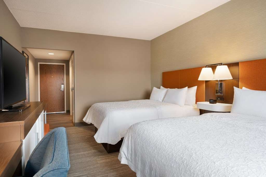 Hampton Inn & Suites Ephrata - Mountain Springs | 380 E Main St, Ephrata, PA 17522 | Phone: (717) 733-0661