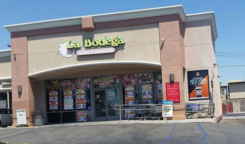 La Bodega Ranch Market | 2216, 1700 N Placentia Ave, Fullerton, CA 92831 | Phone: (714) 572-1668