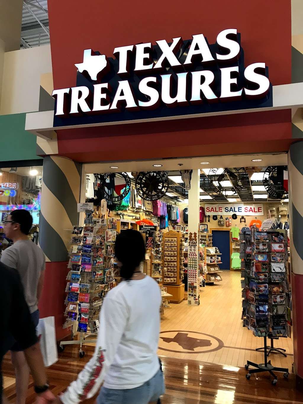 Texas Treasures | 3000 Grapevine Mills Pkwy #113, Grapevine, TX 76051, USA | Phone: (972) 724-1219