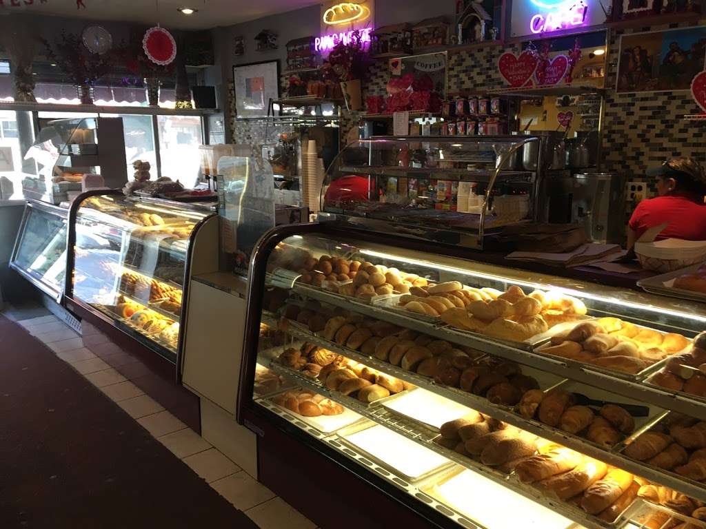 Calibella Bakery & Piqueteadero | 164 Wyckoff Ave, Brooklyn, NY 11237 | Phone: (718) 497-3614