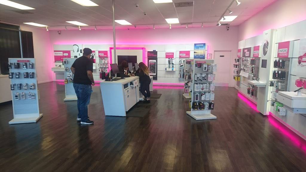 T-Mobile | 105 W Century Blvd #101, Los Angeles, CA 90003 | Phone: (323) 754-0100