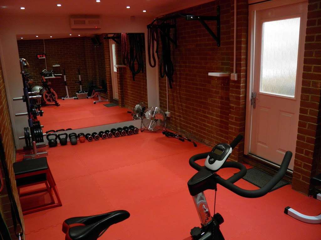 New.Fit.You! | The Acres, Horley RH6 9JA, UK | Phone: 07977 350560