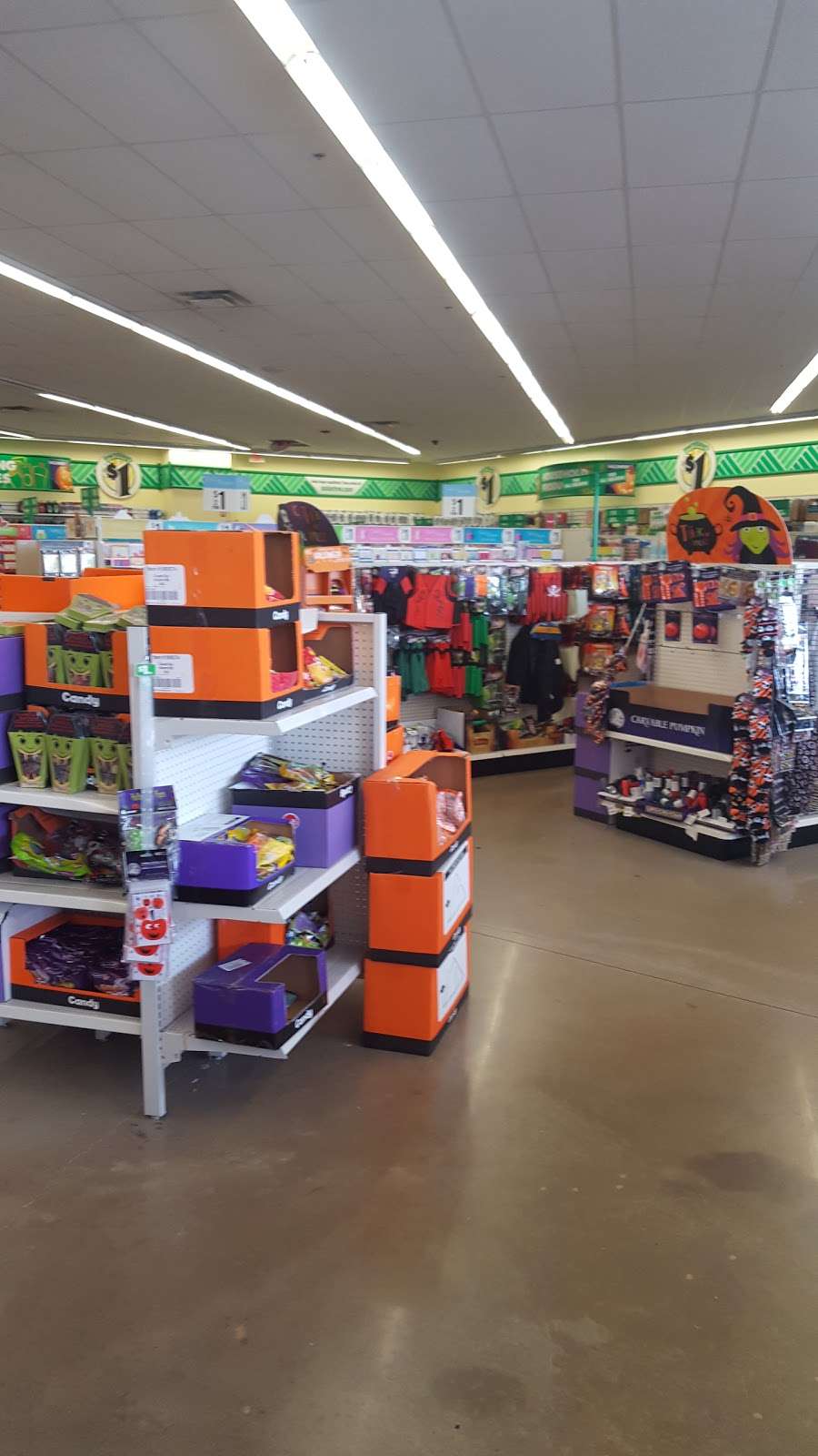 Dollar Tree | 11901 Shadow Creek Pkwy #121, Pearland, TX 77584 | Phone: (713) 436-7790