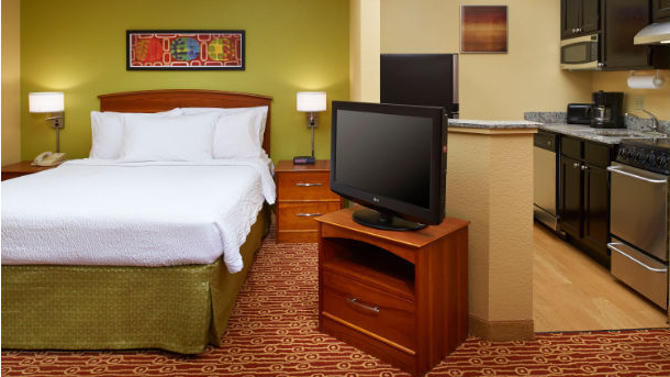 TownePlace Suites by Marriott Chicago Elgin/West Dundee | 2185 Marriott Dr, West Dundee, IL 60118 | Phone: (847) 608-6320