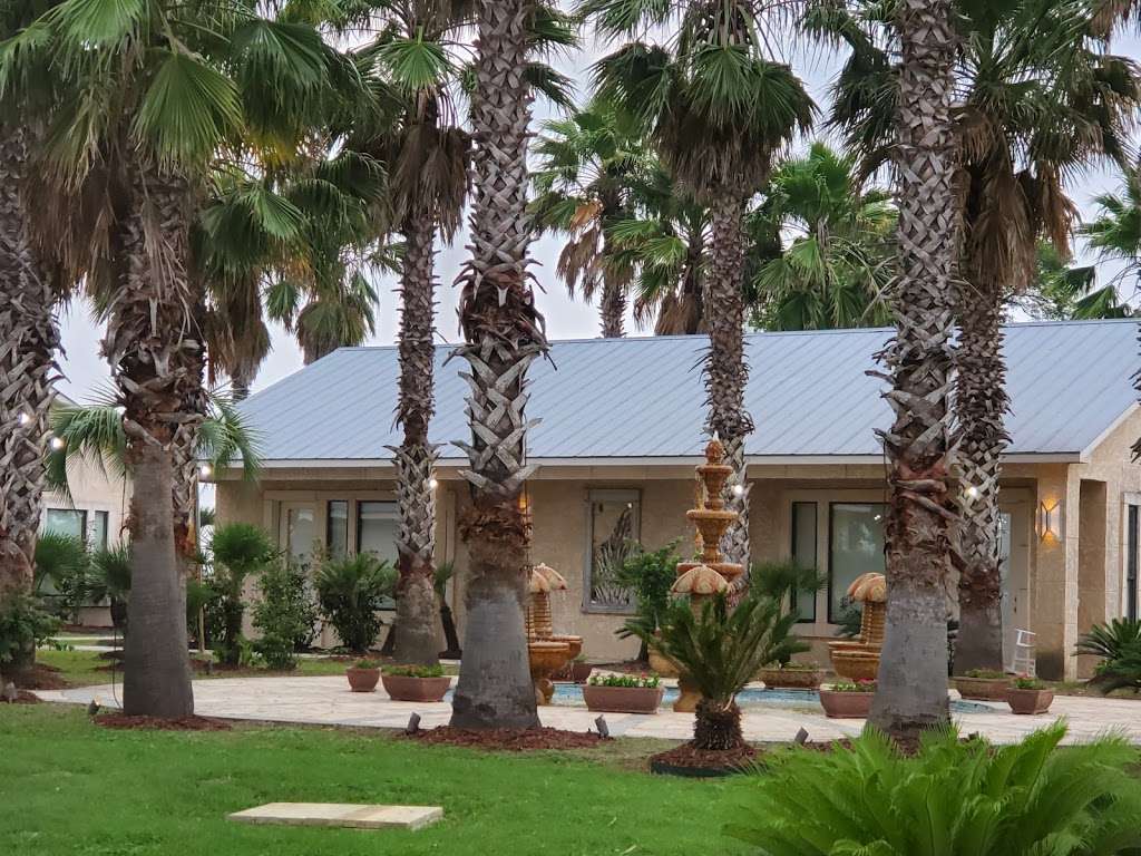 La paloma resort | 1594 County Rd 112, Floresville, TX 78114, USA