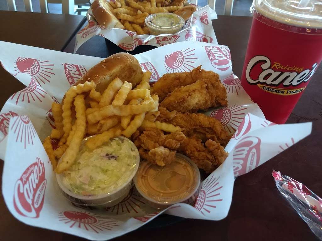 Raising Canes Chicken Fingers | 26302 Northwest Fwy, Cypress, TX 77429, USA | Phone: (281) 256-6059