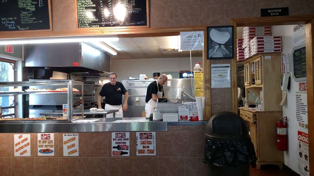 La Strada Pizza and Pasta | 278 N Brewster Rd, Brewster, NY 10509, USA | Phone: (845) 279-1922
