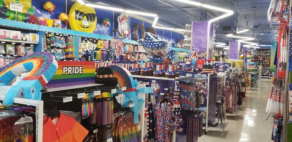 Party City | 12121 Pico Blvd, Los Angeles, CA 90064, USA | Phone: (310) 473-8822