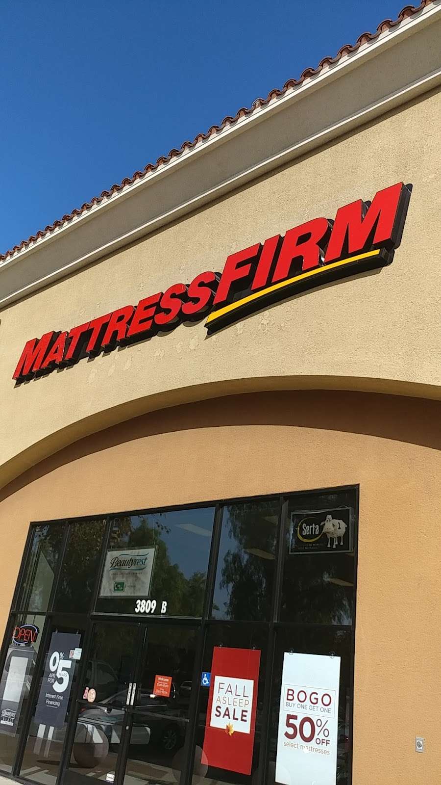 Mattress Firm Chino Hills | 3809 Grand Ave, Chino, CA 91710, USA | Phone: (909) 465-0461