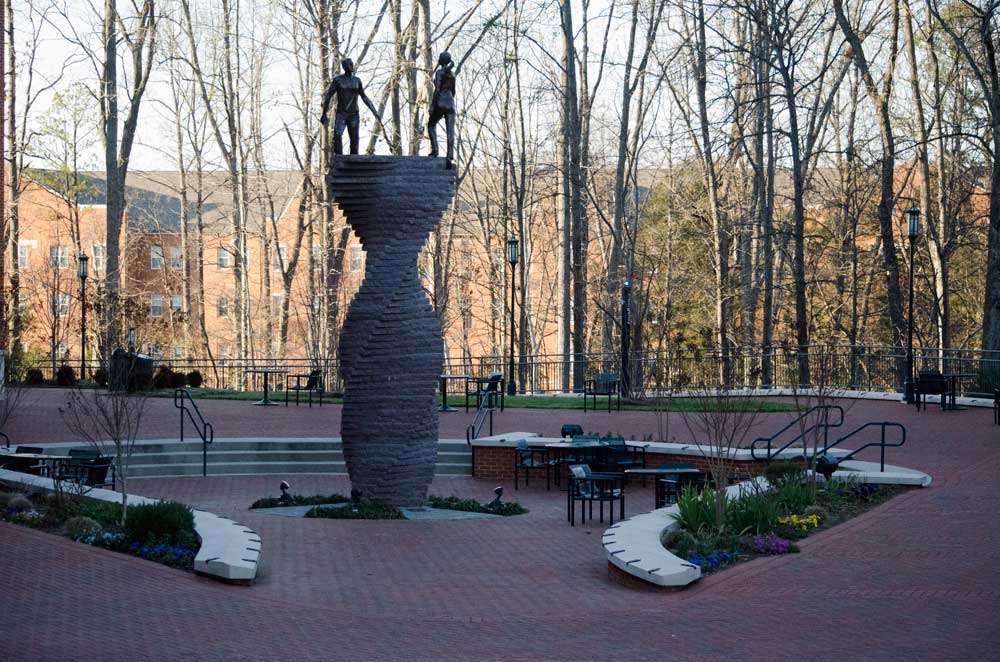 UNC Charlotte Official Bookstore | 9201 University City Blvd, Charlotte, NC 28223, USA | Phone: (704) 687-7050