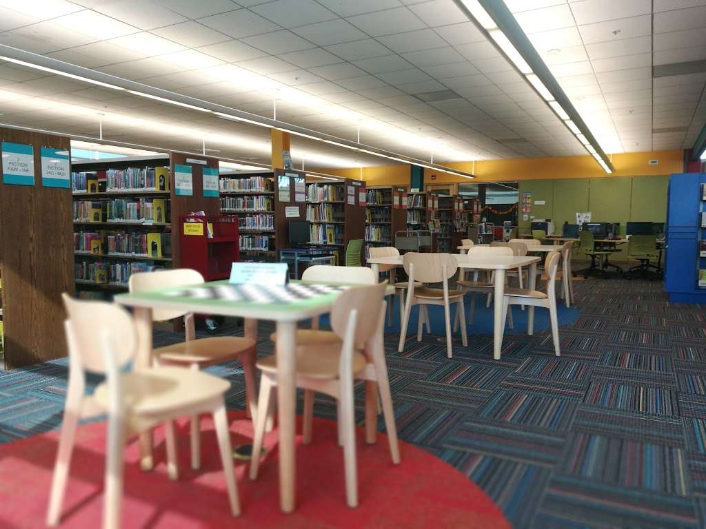 Woodridge Public Library | 3 Plaza Dr, Woodridge, IL 60517, USA | Phone: (630) 964-7899