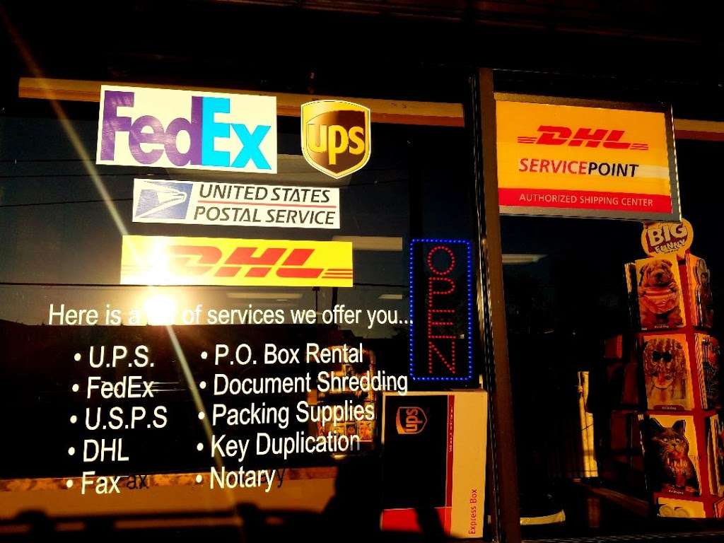 Knox Street Postal Center | 2310 N Henderson Ave, Dallas, TX 75206, USA | Phone: (214) 528-6655