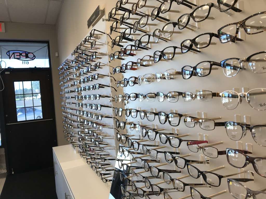 Elk Grove Optical | 611 Meacham Rd, Elk Grove Village, IL 60007, USA | Phone: (847) 584-9900