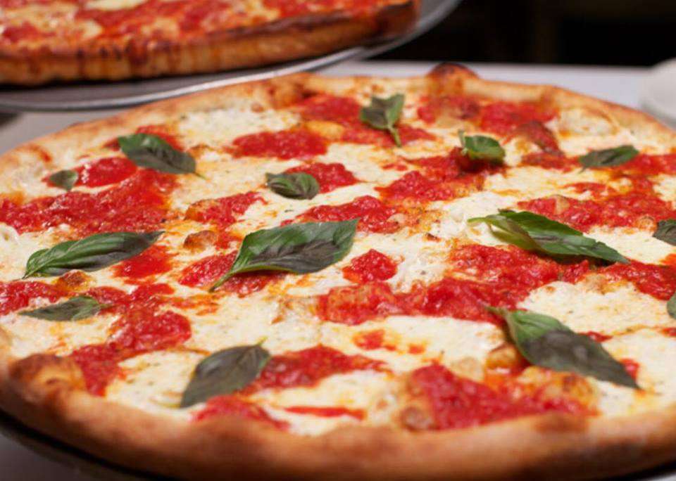 Giovannis Pizza | 1001 N 19th St, Allentown, PA 18104, USA | Phone: (610) 820-7111