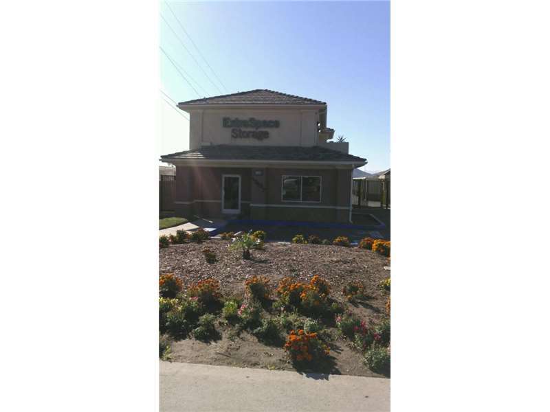 Extra Space Storage | 17197 Valley Blvd, Fontana, CA 92335, USA | Phone: (909) 350-3400