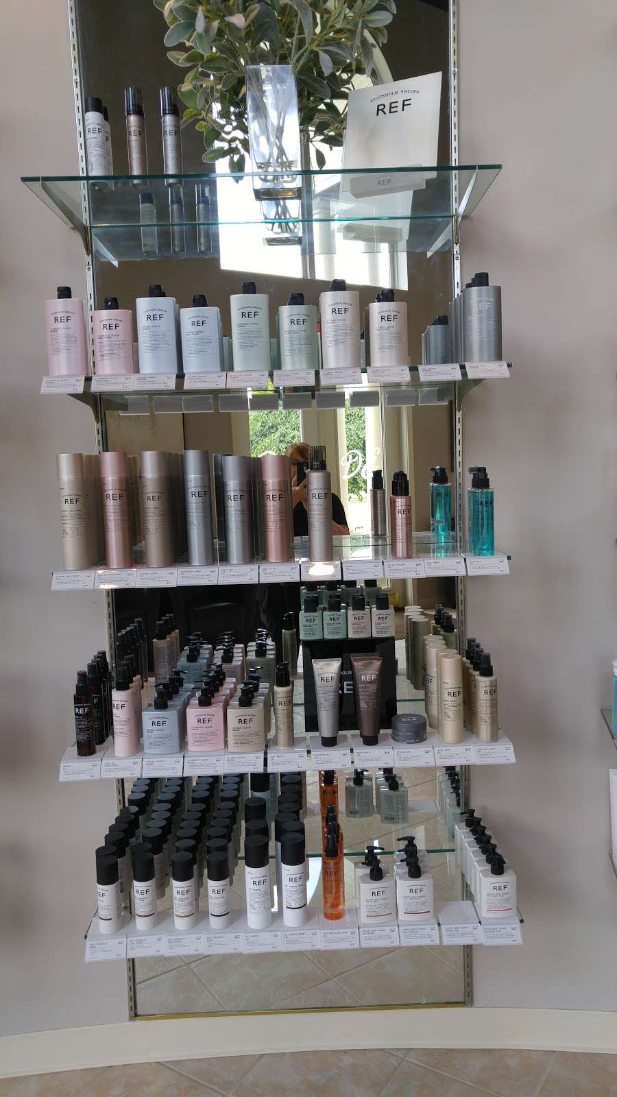 Designers Edge Hair Studio & Bella Vita Garden Spa | 2407 E Naylor Mill Rd, Salisbury, MD 21804, USA | Phone: (410) 548-9010