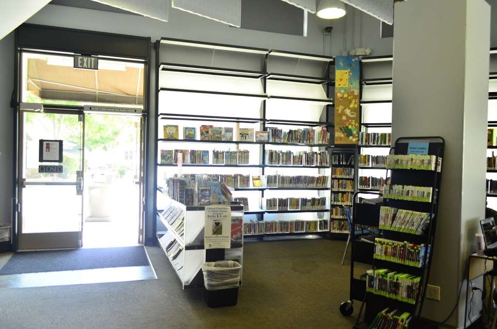 Library Connection | 1100 E Chevy Chase Dr, Glendale, CA 91205, USA | Phone: (818) 548-3833