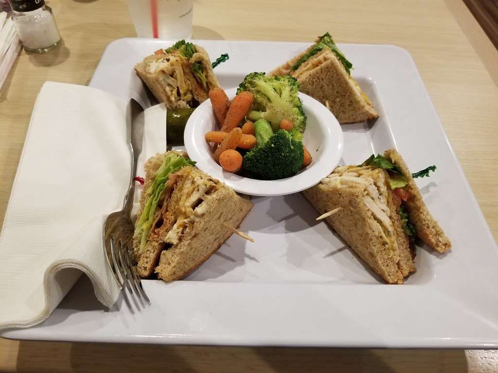 McAlisters Deli | 13517 University Blvd c200, Sugar Land, TX 77479, USA | Phone: (281) 778-8870