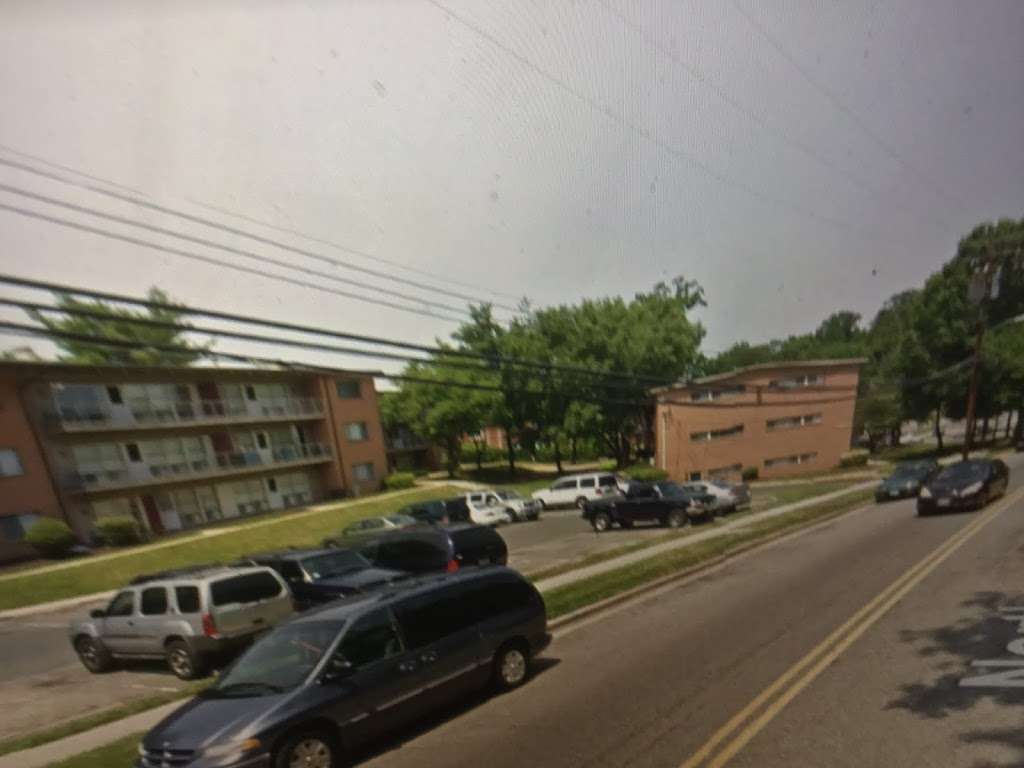 Dean Dr & Northwest Dr | Hyattsville, MD 20782, USA