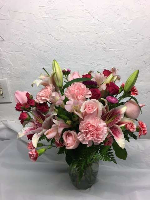 Someones Getting Flowers by Fall Creek | 15820 S Charpiot, Humble, TX 77396, USA | Phone: (281) 876-3171