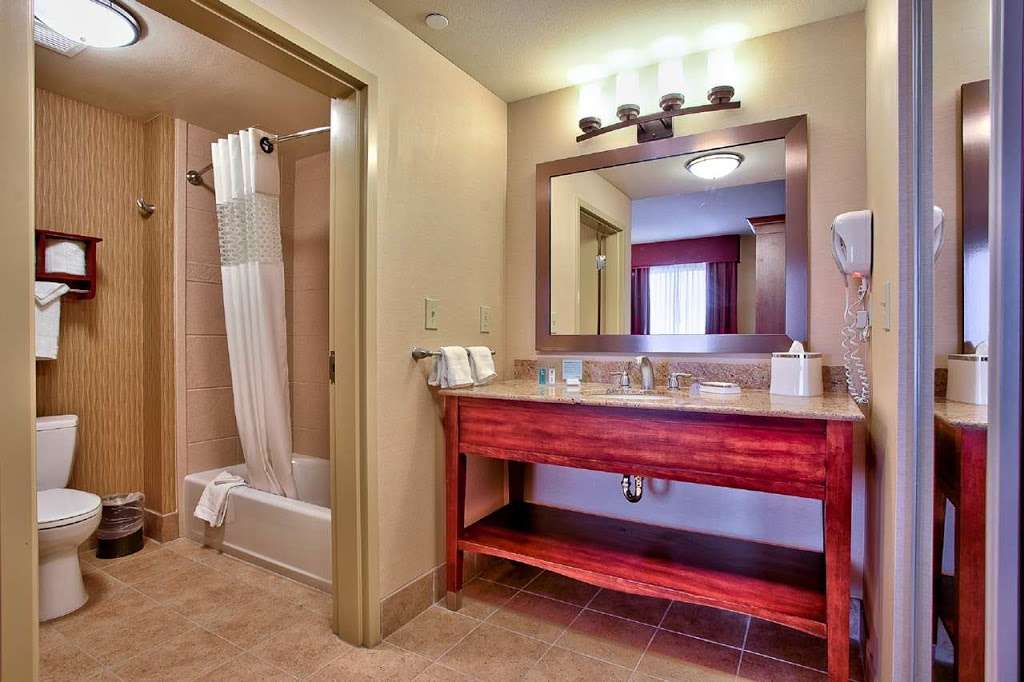 Hampton Inn & Suites Scottsdale/Riverwalk | 9550 E Talking Stick Way, Scottsdale, AZ 85256, USA | Phone: (480) 270-5393