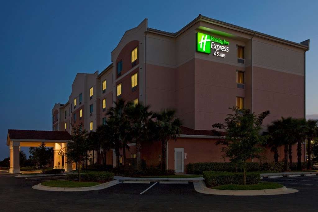 Holiday Inn Express & Suites Pembroke Pines-Sheridan St | 14651 NW 20th St, Pembroke Pines, FL 33028, USA | Phone: (954) 430-9404