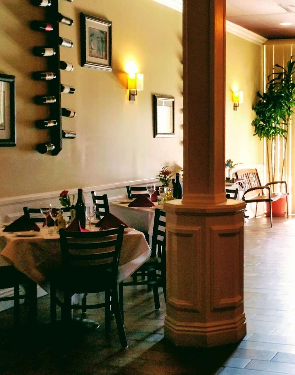 Lucerne Italian Restaurant | 868 Arneill Rd, Camarillo, CA 93010, USA | Phone: (805) 383-5777